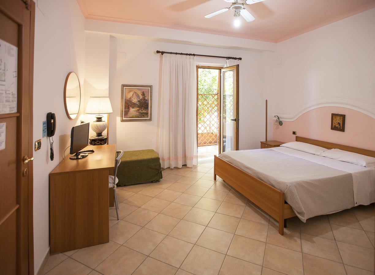 Oasi Relais Bed & Breakfast Vico Equense Dış mekan fotoğraf